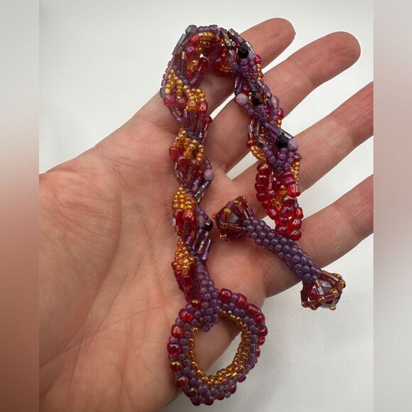 Gorgeous ALL glass seed bead bracelet with handmade toggle! - Picture 5 of 9